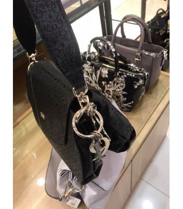 Tas Guess - SKU GT10307