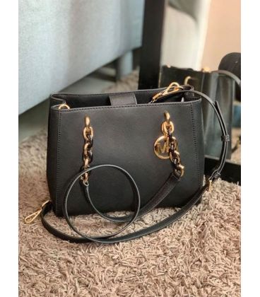 Tas Selempang Michael Kors - SKU MT10513