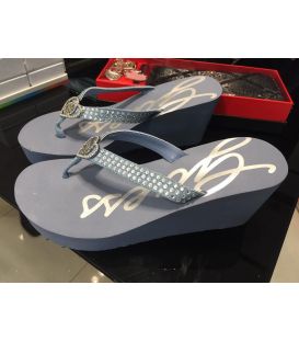Sandal guess 2025 original